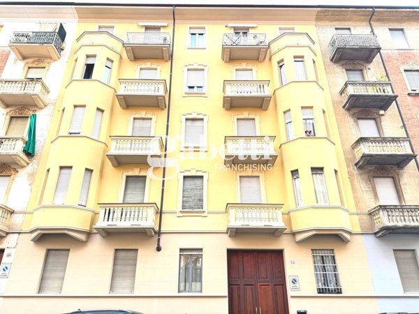 appartamento in vendita a Torino in zona Parella