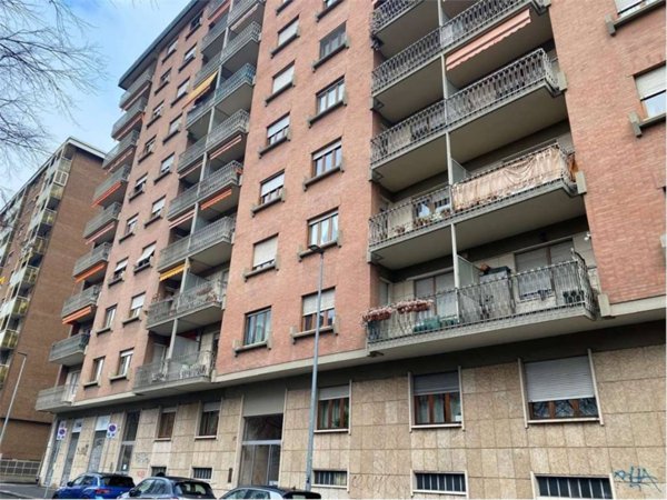 appartamento in vendita a Torino in zona Lingotto