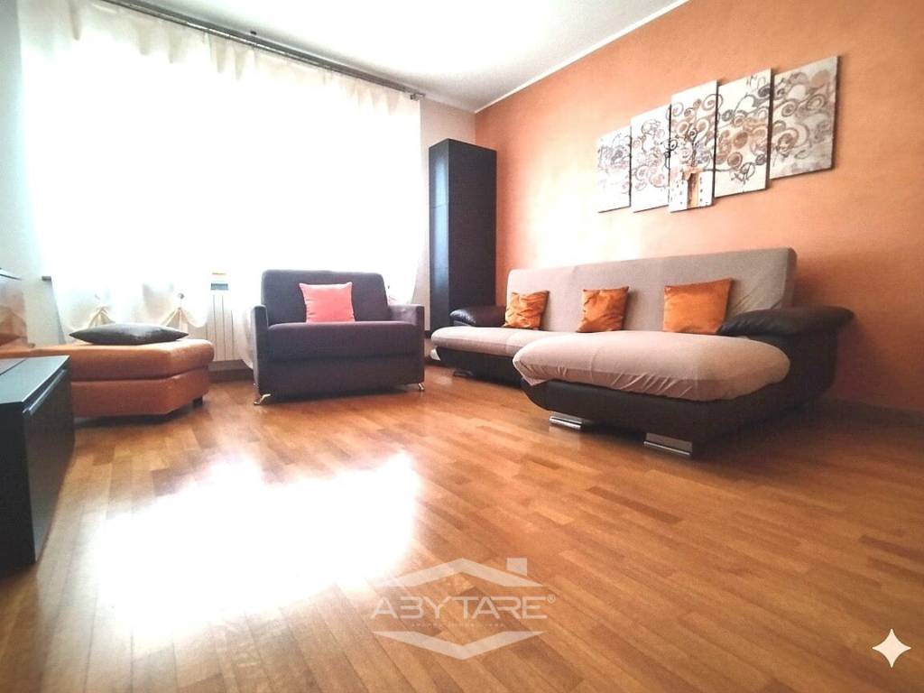 appartamento in vendita a Torino in zona Cenisia