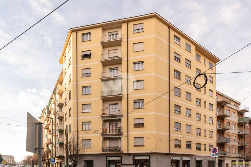 appartamento in vendita a Torino in zona Borgata Vittoria