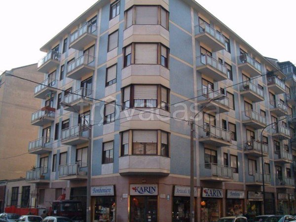 appartamento in vendita a Torino in zona Santa Rita