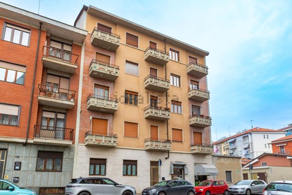 appartamento in vendita a Torino in zona Lucento