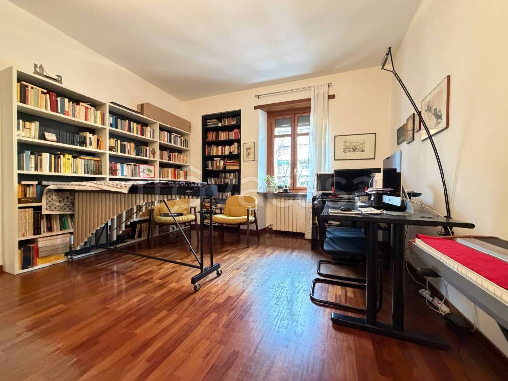 appartamento in vendita a Torino in zona Parella