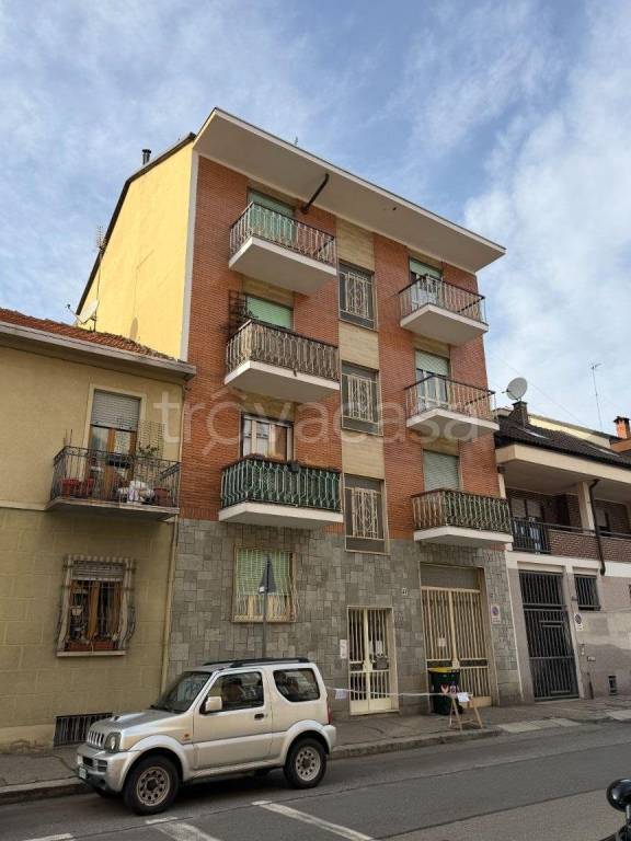appartamento in vendita a Torino in zona Parella