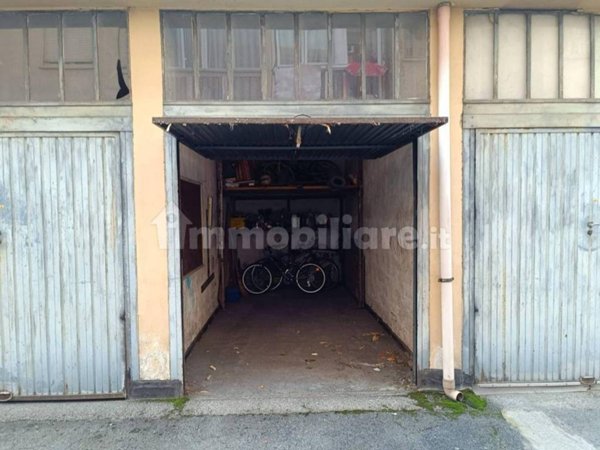 locale di sgombero in vendita a Torino in zona Pozzo Strada