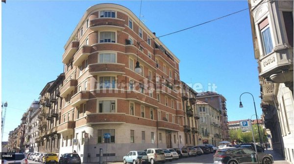 appartamento in vendita a Torino in zona Crocetta