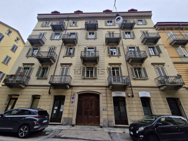 appartamento in vendita a Torino in zona San Salvario