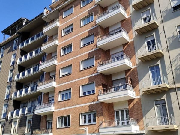appartamento in vendita a Torino in zona Crocetta