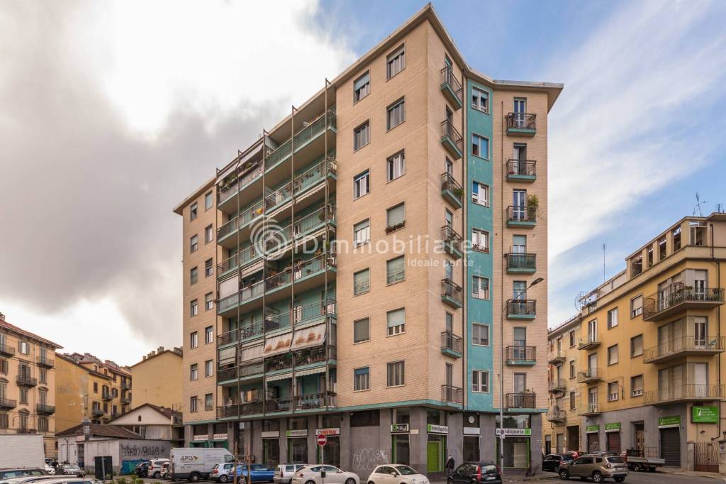 locale di sgombero in vendita a Torino in zona Aurora