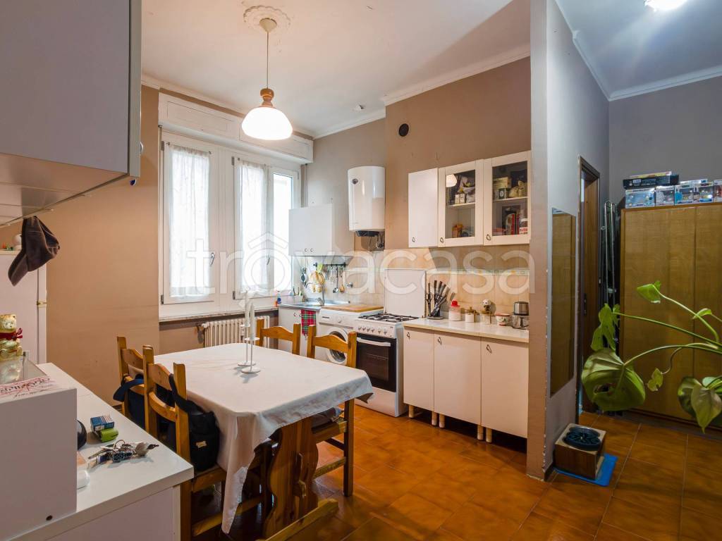 appartamento in vendita a Torino in zona Borgo San Paolo