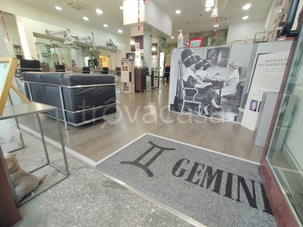 negozio in vendita a Torino in zona Pozzo Strada