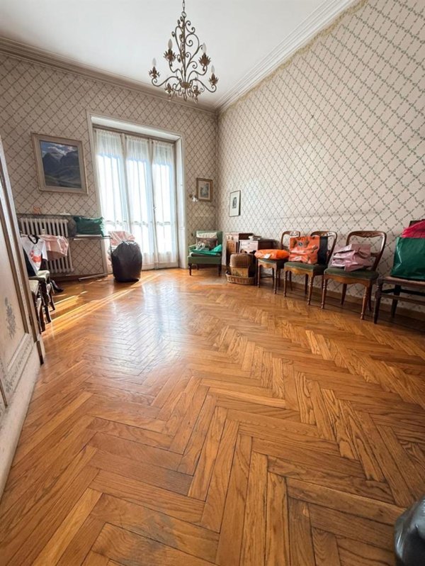 appartamento in vendita a Torino in zona Crocetta