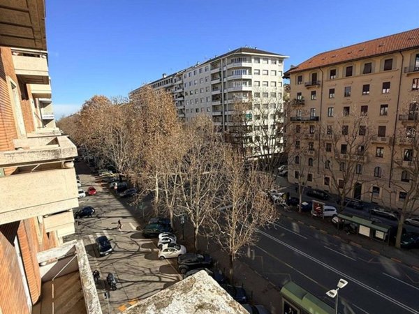 appartamento in vendita a Torino in zona Crocetta