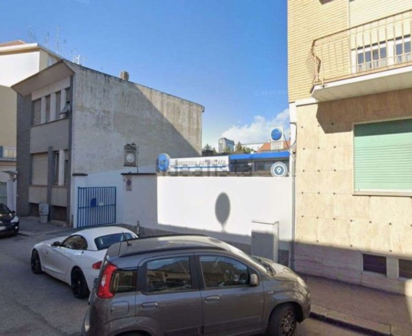 capannone in vendita a Torino in zona Borgo San Paolo