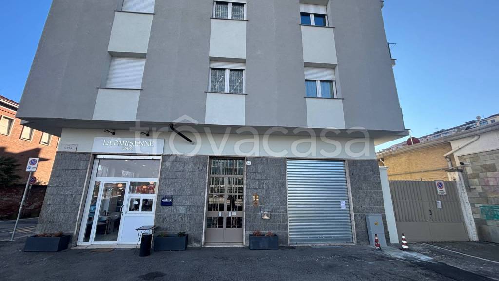 negozio in vendita a Torino in zona Millefonti