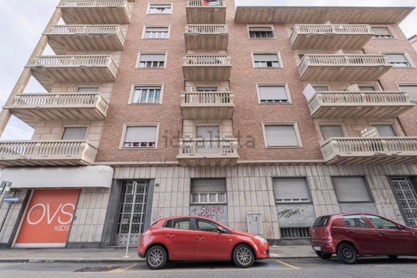 appartamento in vendita a Torino in zona Aurora