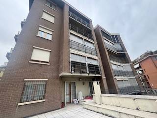 appartamento in vendita a Torino in zona Regio Parco