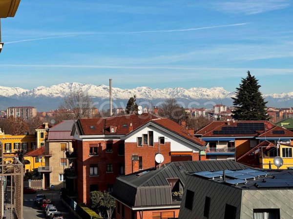 appartamento in vendita a Torino in zona Campidoglio