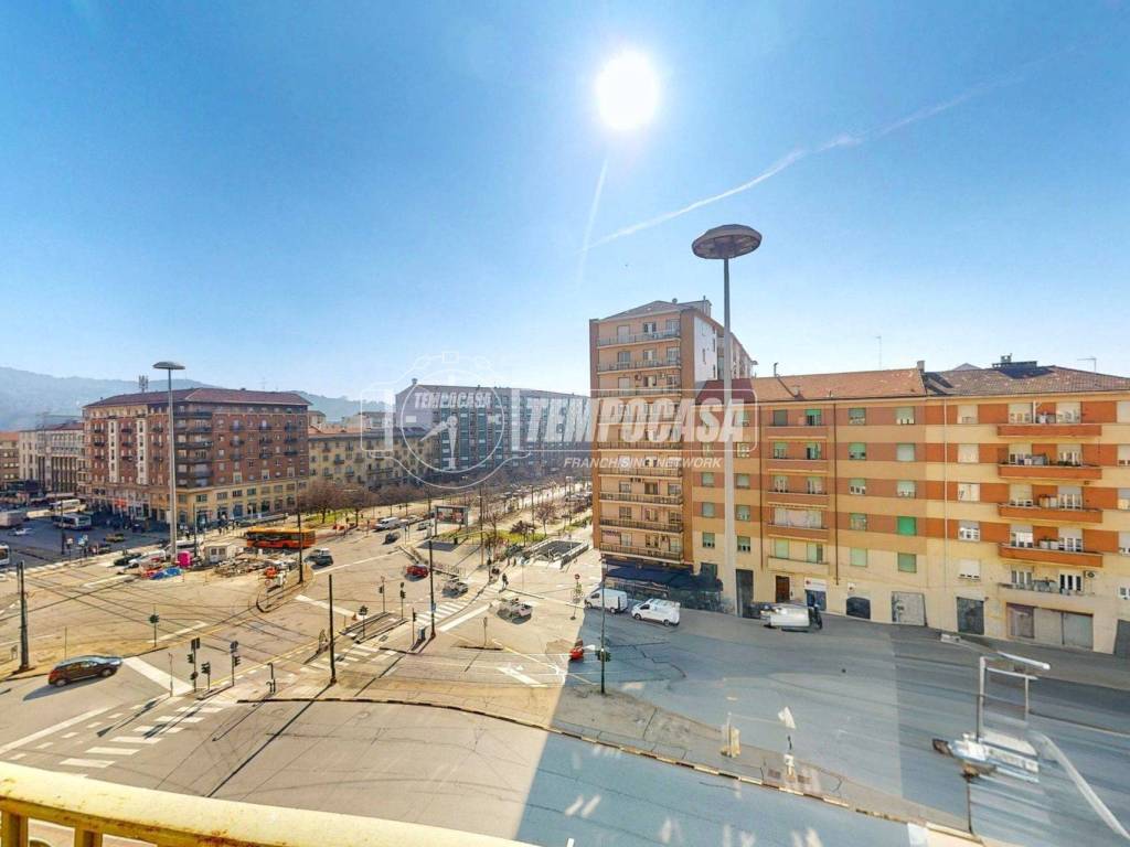 appartamento in vendita a Torino in zona San Salvario