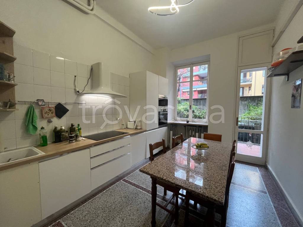 appartamento in vendita a Torino in zona San Salvario