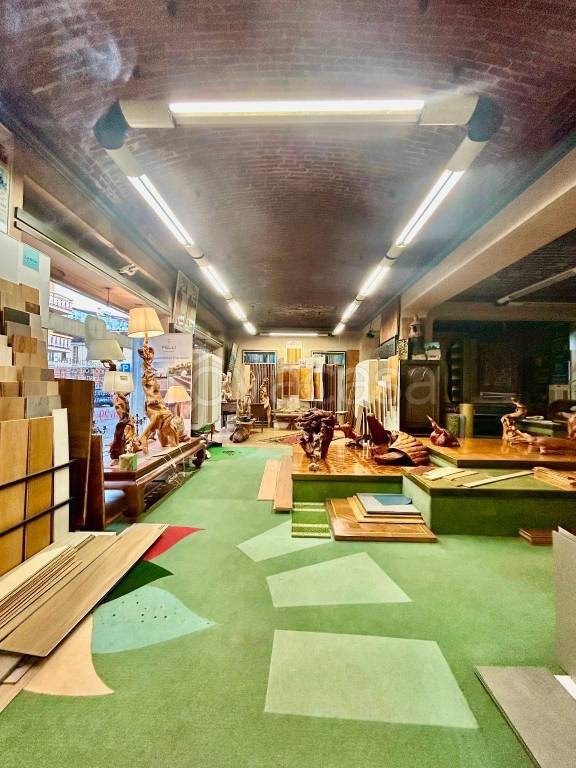 negozio in vendita a Torino in zona Millefonti