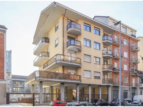 appartamento in vendita a Torino in zona Lucento
