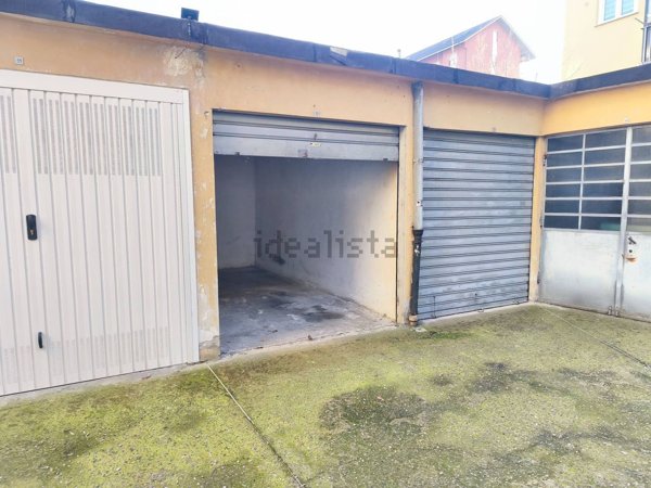 locale di sgombero in vendita a Torino in zona Pozzo Strada