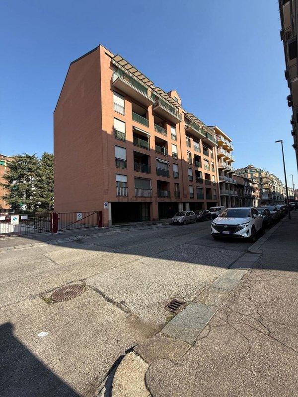 appartamento in vendita a Torino in zona Borgata Vittoria