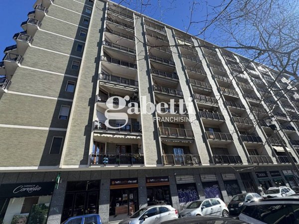 appartamento in vendita a Torino in zona Santa Rita