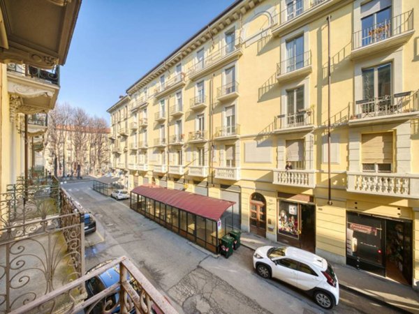 appartamento in vendita a Torino in zona Vanchiglia