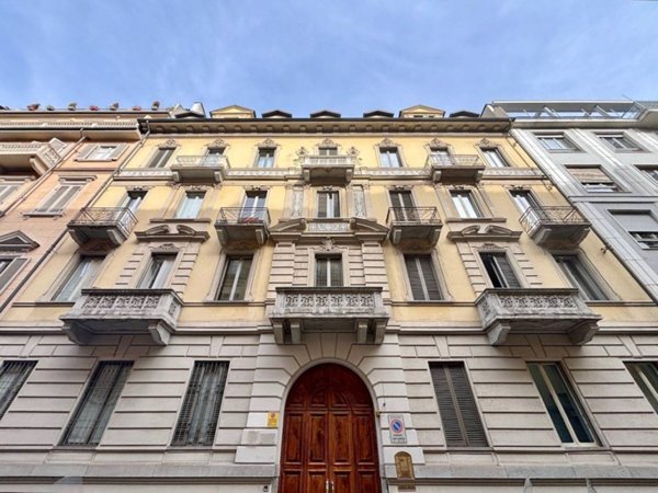 appartamento in vendita a Torino in zona Crocetta