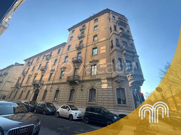 appartamento in vendita a Torino in zona Crocetta