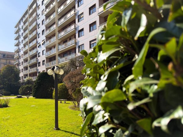 appartamento in vendita a Torino in zona Millefonti