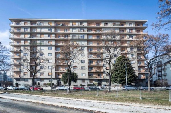 appartamento in vendita a Torino in zona Borgata Vittoria