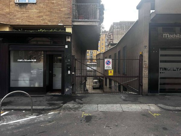 locale di sgombero in vendita a Torino