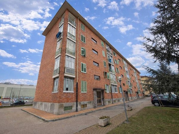 appartamento in vendita a Torino in zona Millefonti