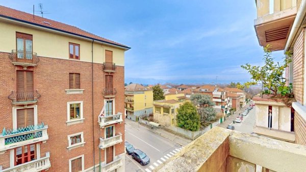 appartamento in vendita a Torino in zona Campidoglio