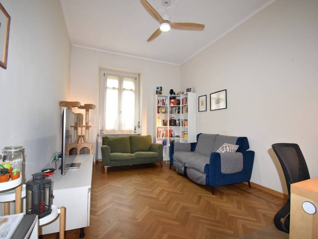 appartamento in vendita a Torino in zona San Salvario