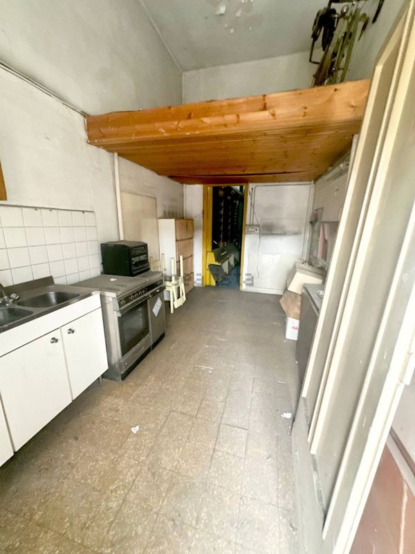 negozio in vendita a Torino in zona Madonna di Campagna