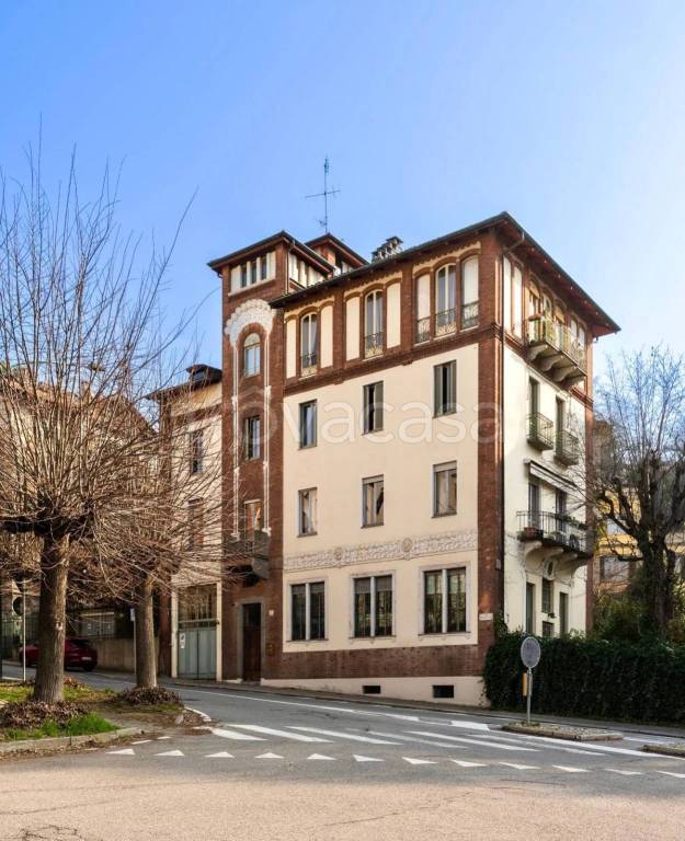 appartamento in vendita a Torino in zona Gran Madre