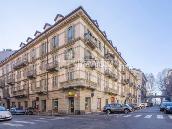 appartamento in vendita a Torino in zona Centro Storico
