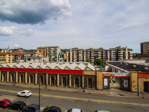 appartamento in vendita a Torino in zona Millefonti