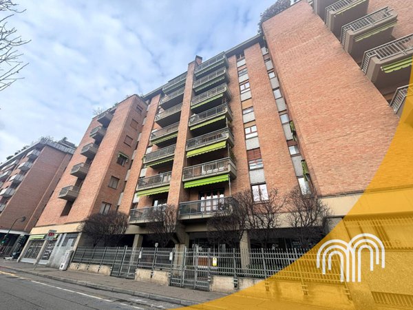 appartamento in vendita a Torino in zona Cit Turin