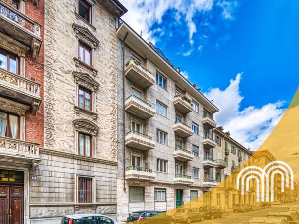 appartamento in vendita a Torino in zona Cit Turin