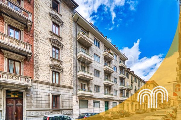 appartamento in vendita a Torino in zona Cit Turin