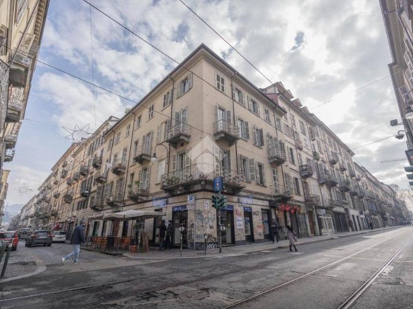 appartamento in vendita a Torino in zona Centro Storico