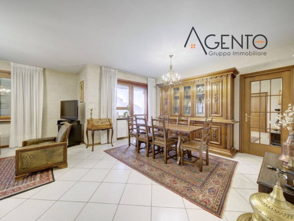 appartamento in vendita a Torino in zona Parella