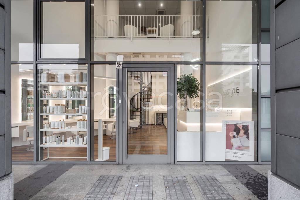 negozio in vendita a Torino in zona Borgo San Paolo