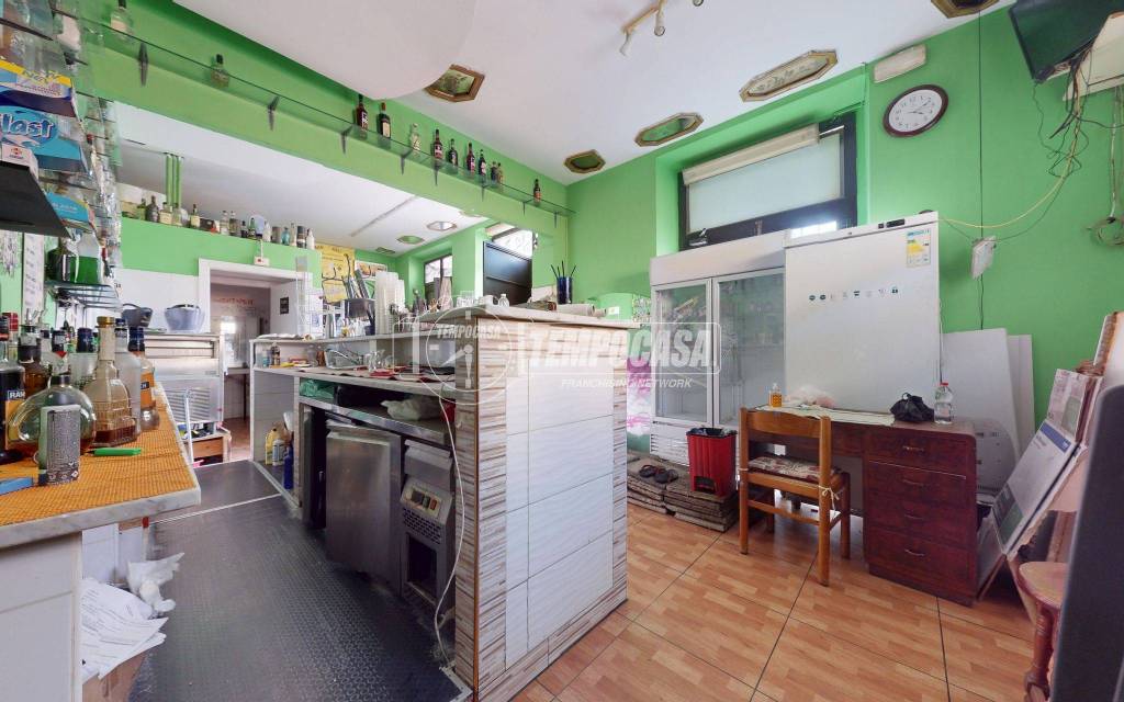 negozio in vendita a Torino in zona Vanchiglia