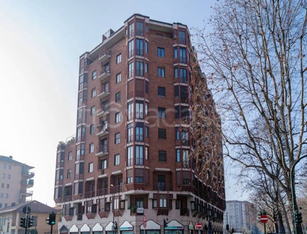 appartamento in vendita a Torino in zona Lingotto